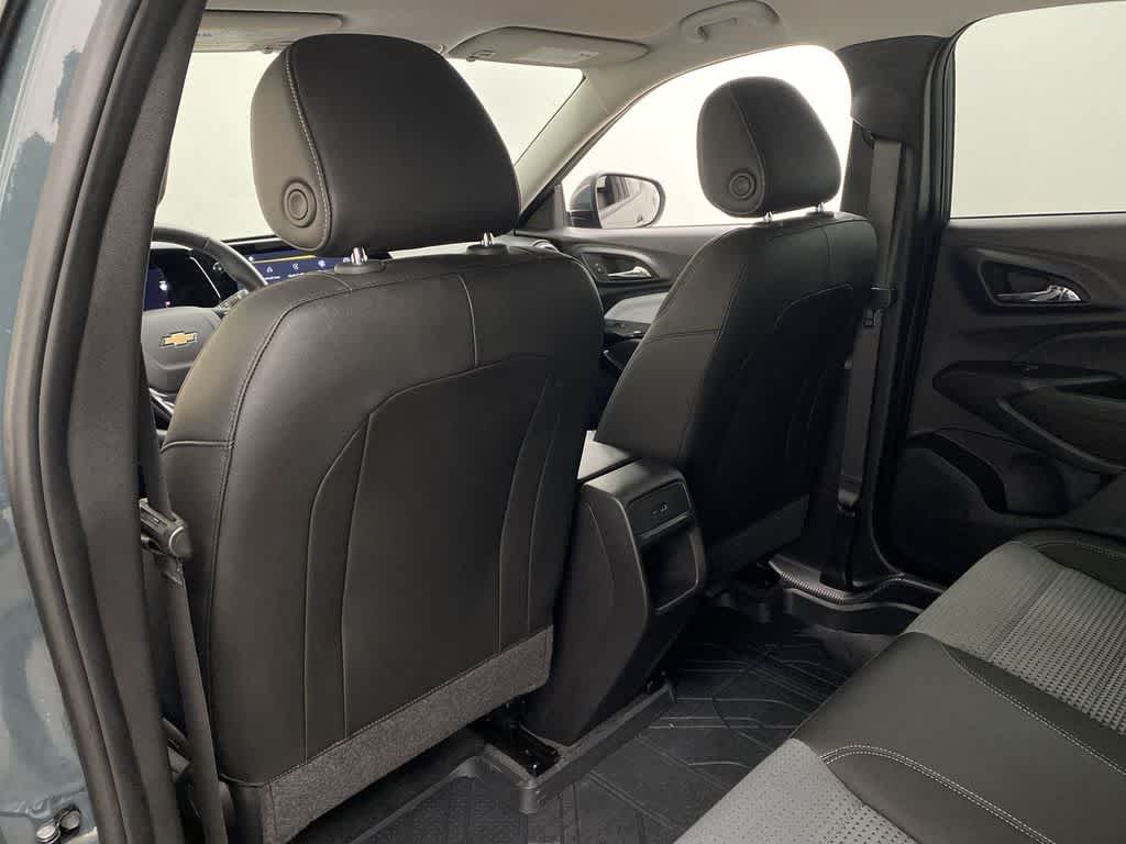 Thumbnail: 2025 Chevrolet Trax - 17