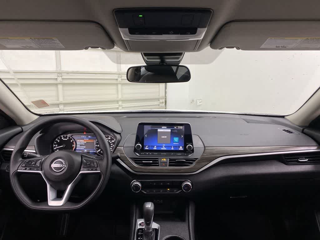 Thumbnail: 2025 Nissan Altima - 12