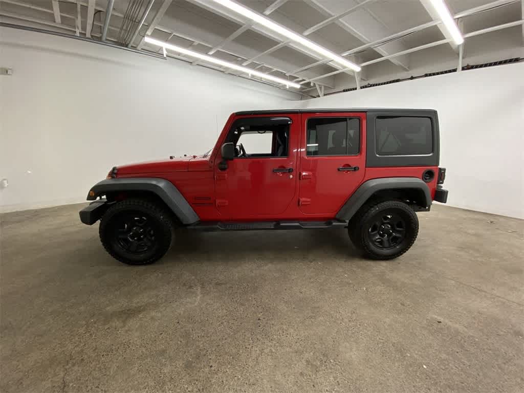 Thumbnail: 2014 Jeep Wrangler - 3