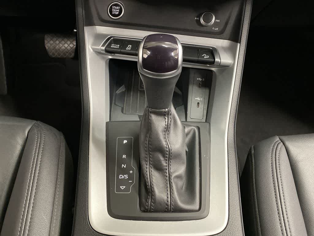 Thumbnail: 2024 Audi Q3 - 27