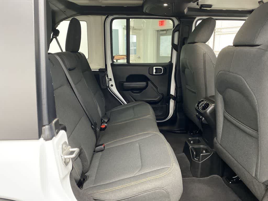 Thumbnail: 2025 Jeep Wrangler - 17