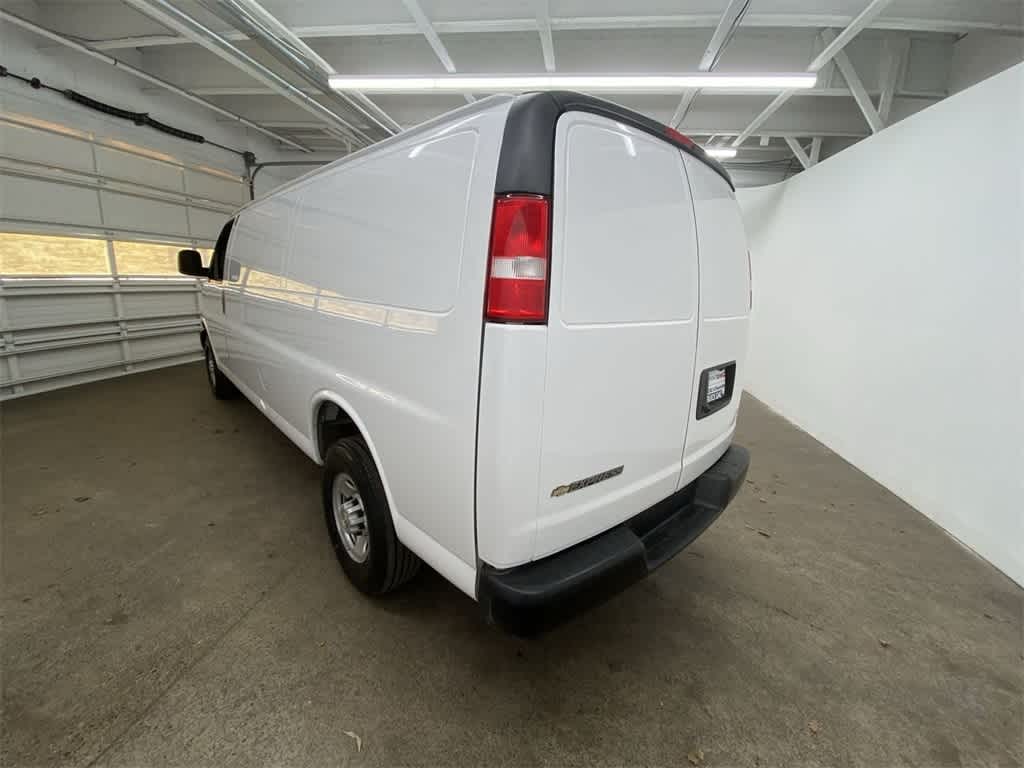 2023 Chevrolet Express 2500 4