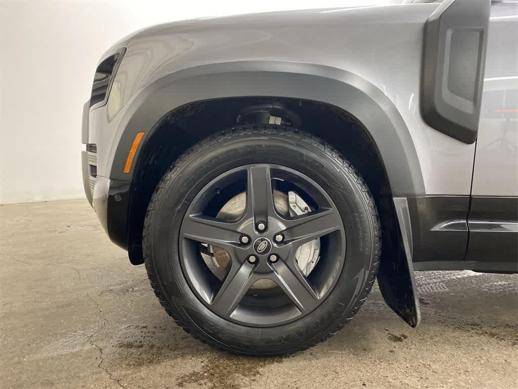 Thumbnail: 2023 Land Rover Defender - 11