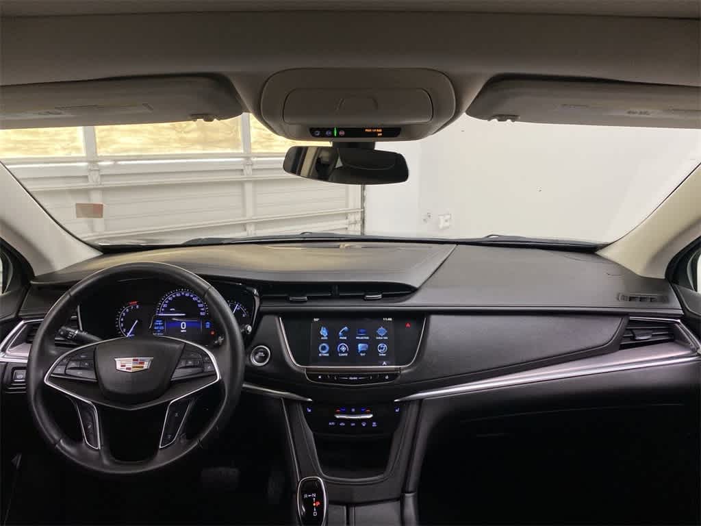 Thumbnail: 2017 Cadillac XT5 - 14