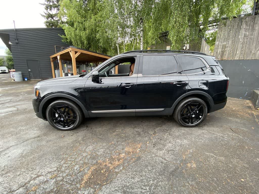 Thumbnail: 2023 Kia Telluride - 3