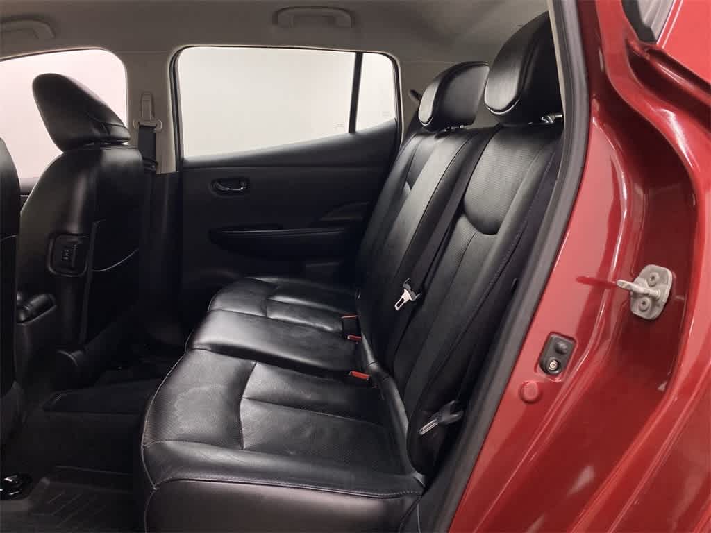 Thumbnail: 2013 Nissan Leaf - 18
