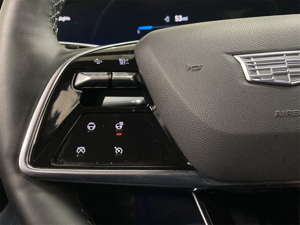 Thumbnail: 2024 Cadillac Lyriq - 22