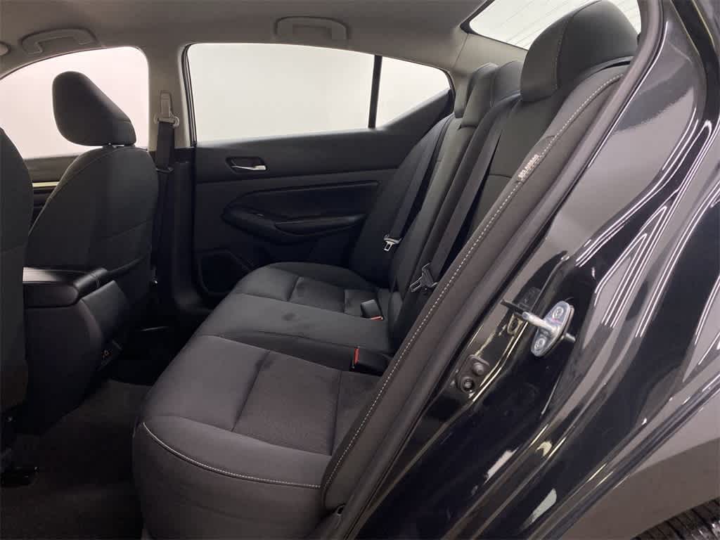 2022 Nissan Altima SV 18