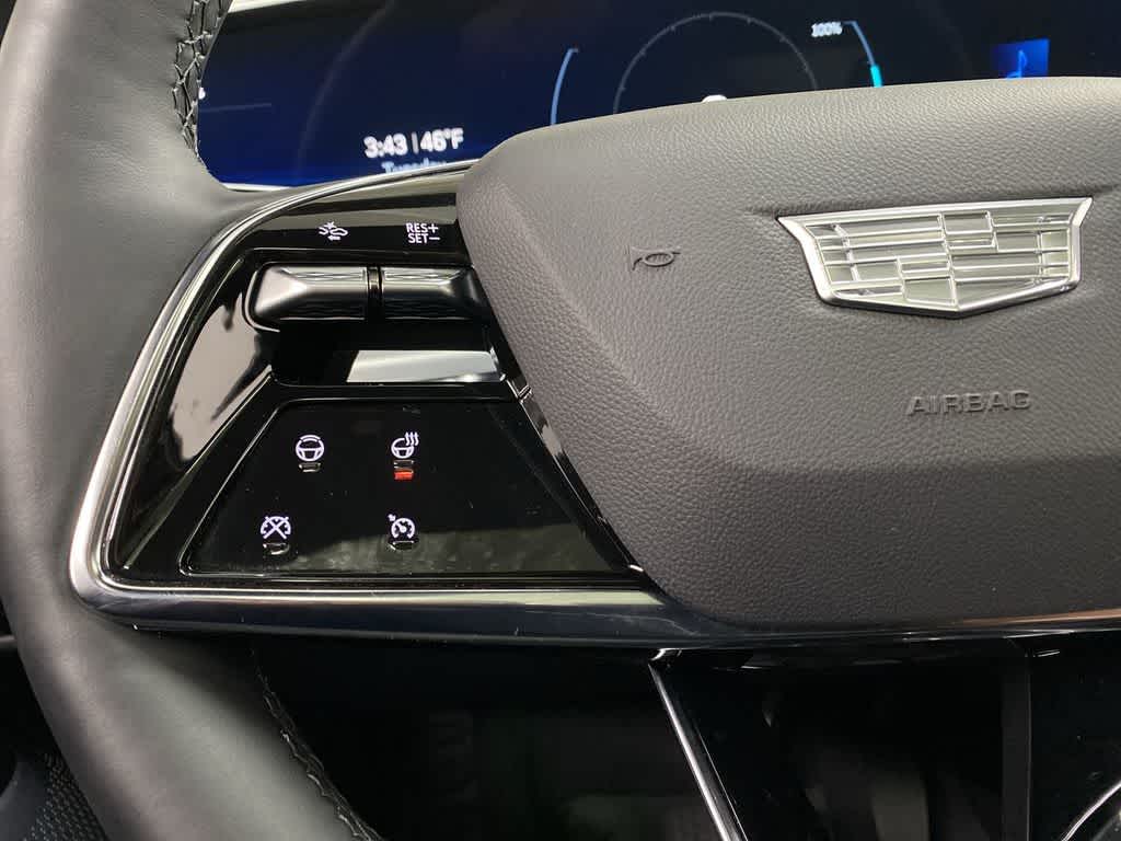 Thumbnail: 2024 Cadillac Lyriq - 21