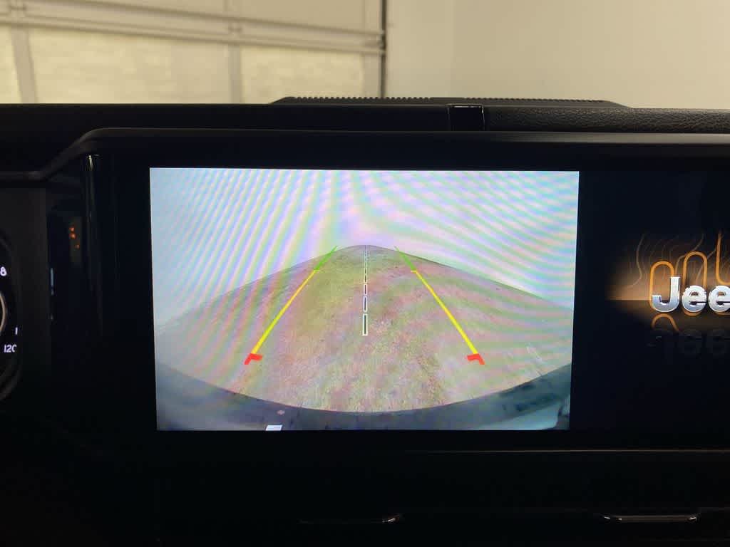 Thumbnail: 2025 Jeep Wrangler - 25