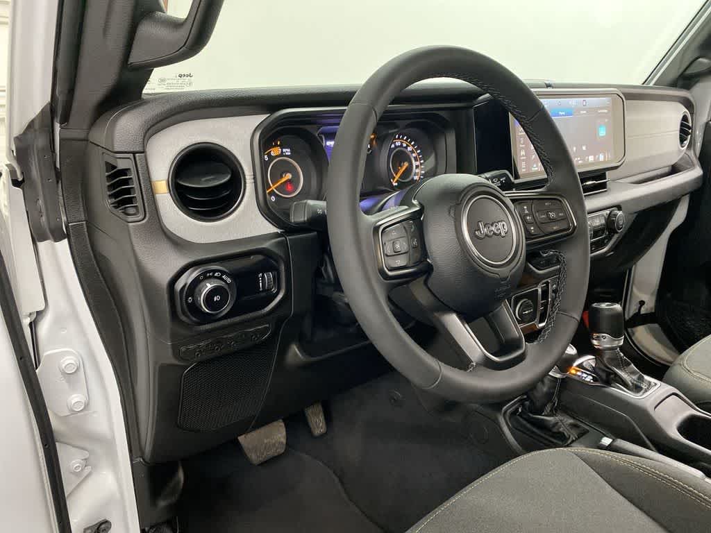 Thumbnail: 2025 Jeep Wrangler - 2