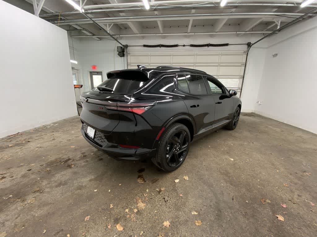 Thumbnail: 2024 Chevrolet Equinox - 6