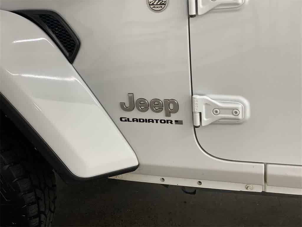 Thumbnail: 2023 Jeep Gladiator - 10