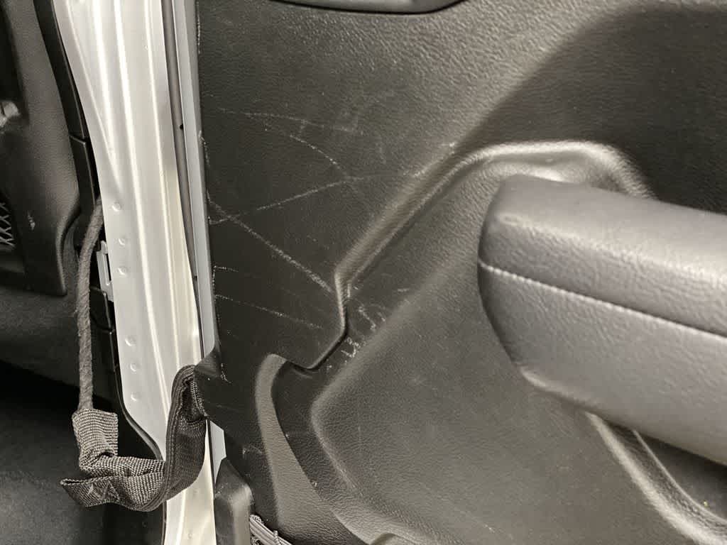 Thumbnail: 2024 Jeep Wrangler - 31