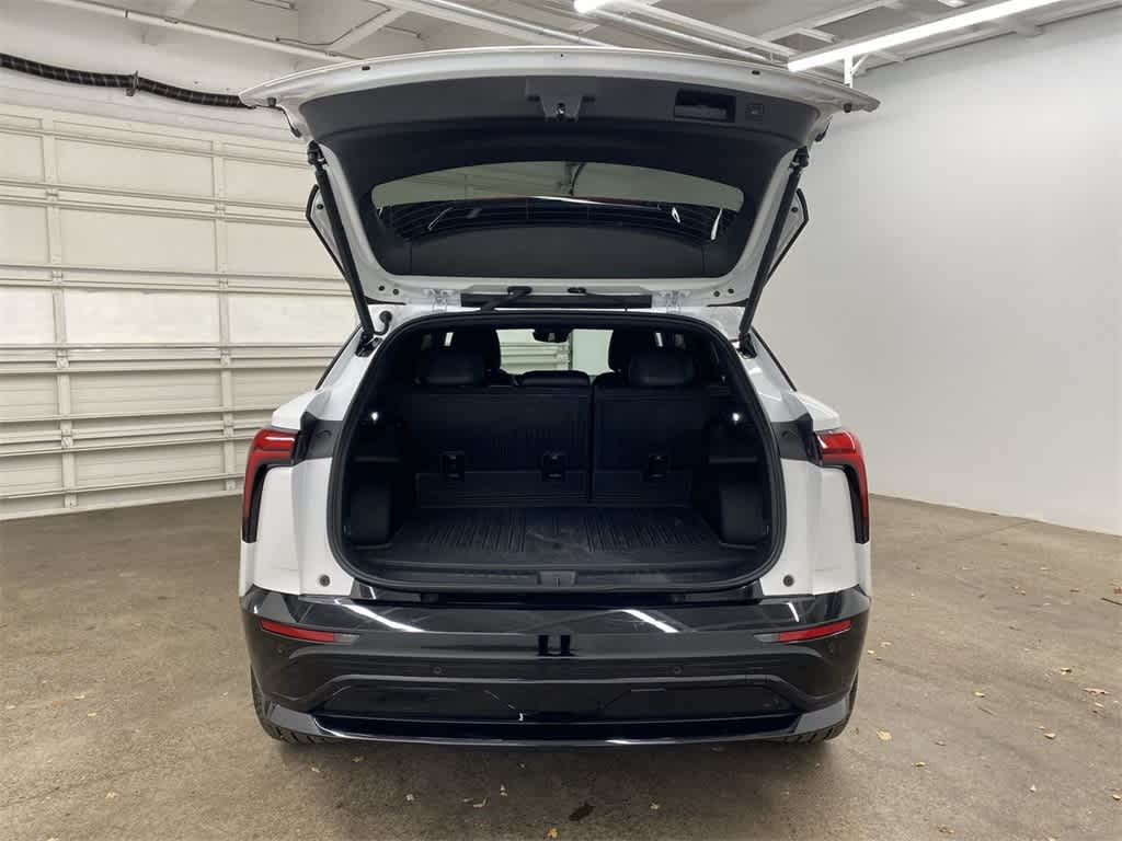 Thumbnail: 2024 Chevrolet Blazer EV - 29