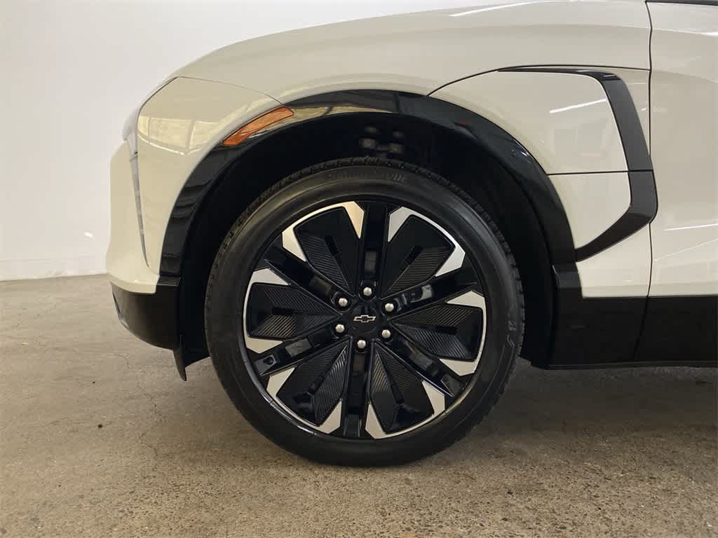 Thumbnail: 2024 Chevrolet Blazer EV - 12