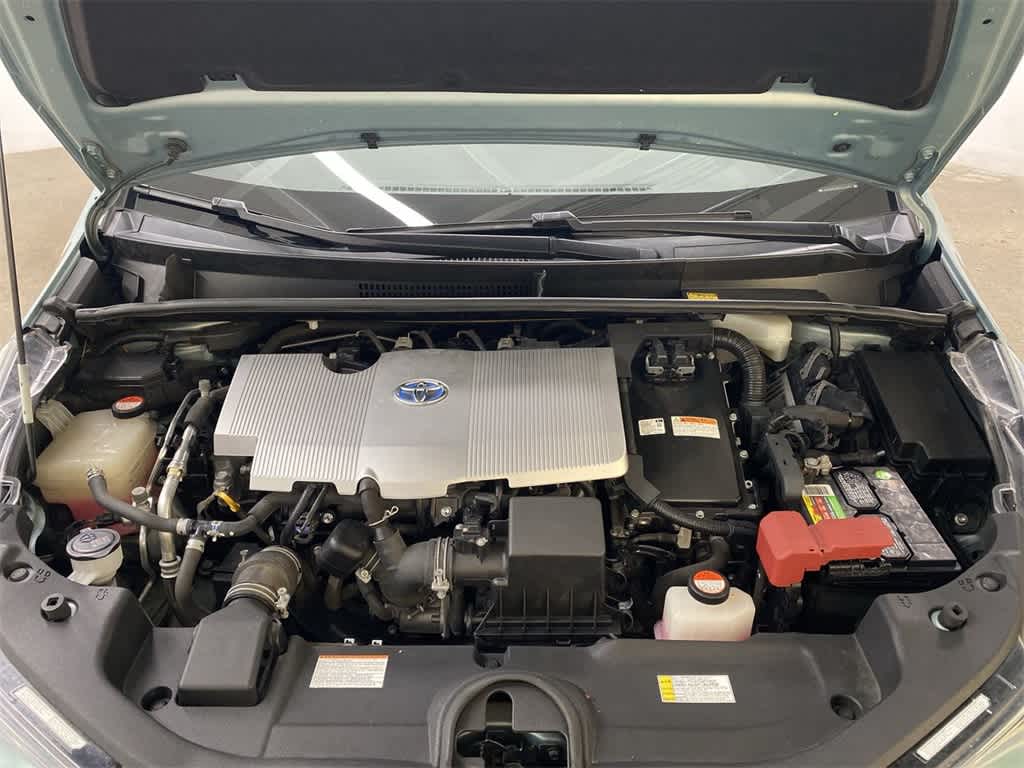 Thumbnail: 2016 Toyota Prius - 13