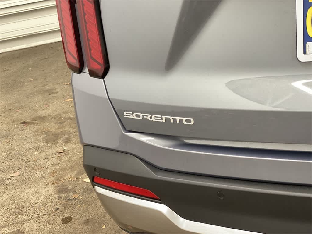 Thumbnail: 2025 Kia Sorento - 10