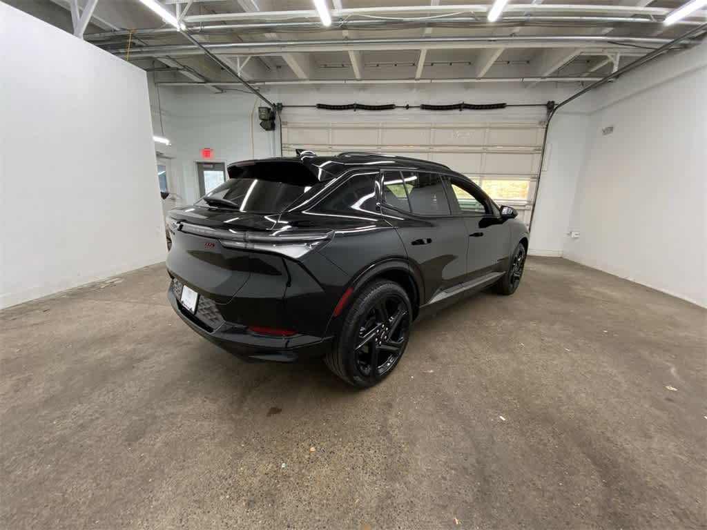 Thumbnail: 2024 Chevrolet Equinox - 6