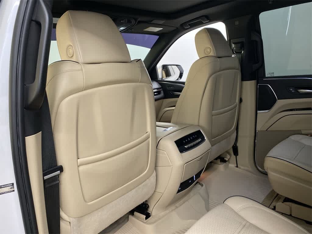 Thumbnail: 2023 Cadillac Escalade - 17