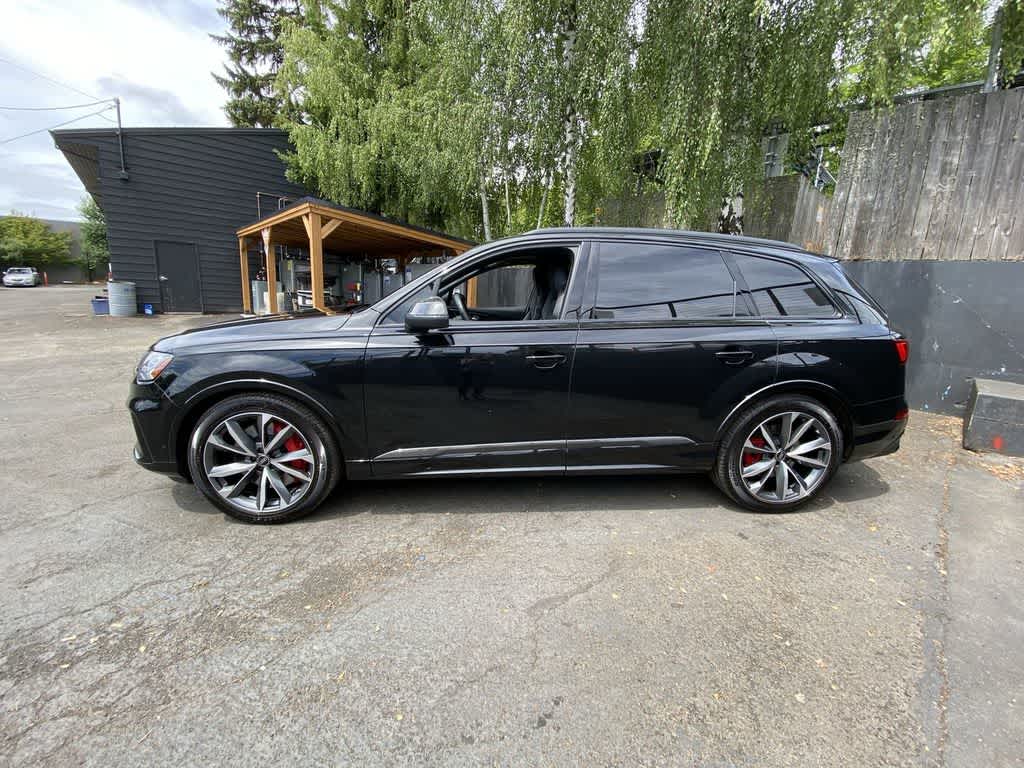 Thumbnail: 2023 Audi SQ7 - 3