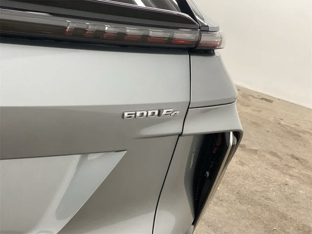 Thumbnail: 2025 Cadillac Lyriq - 11