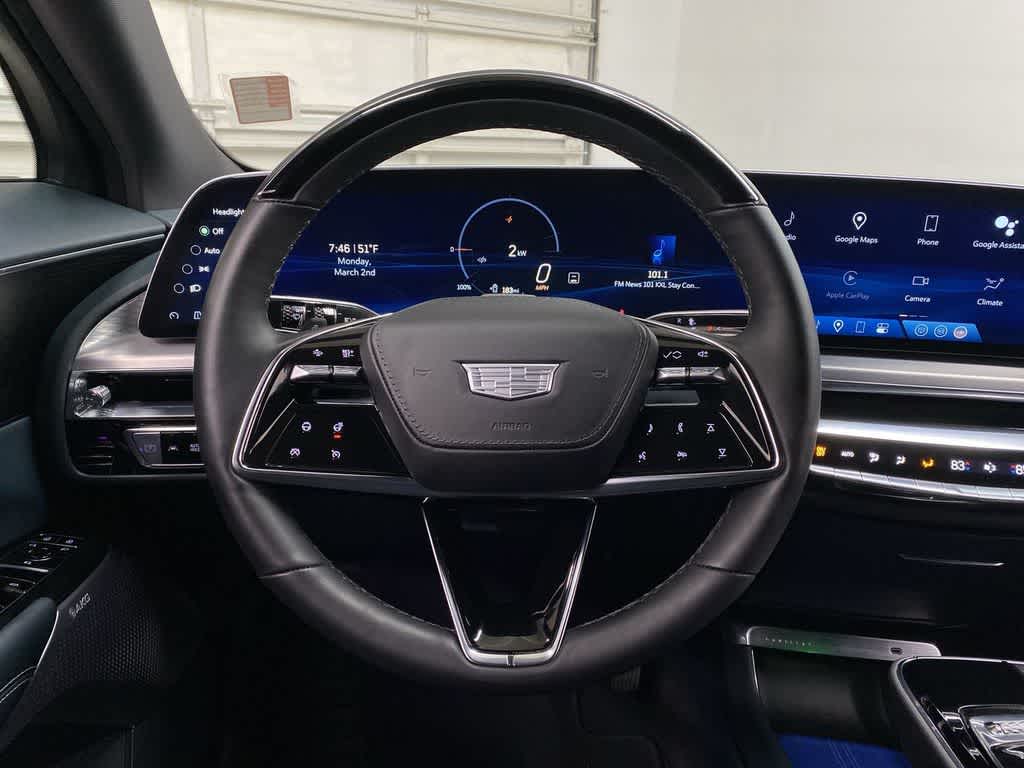 Thumbnail: 2024 Cadillac Lyriq - 20