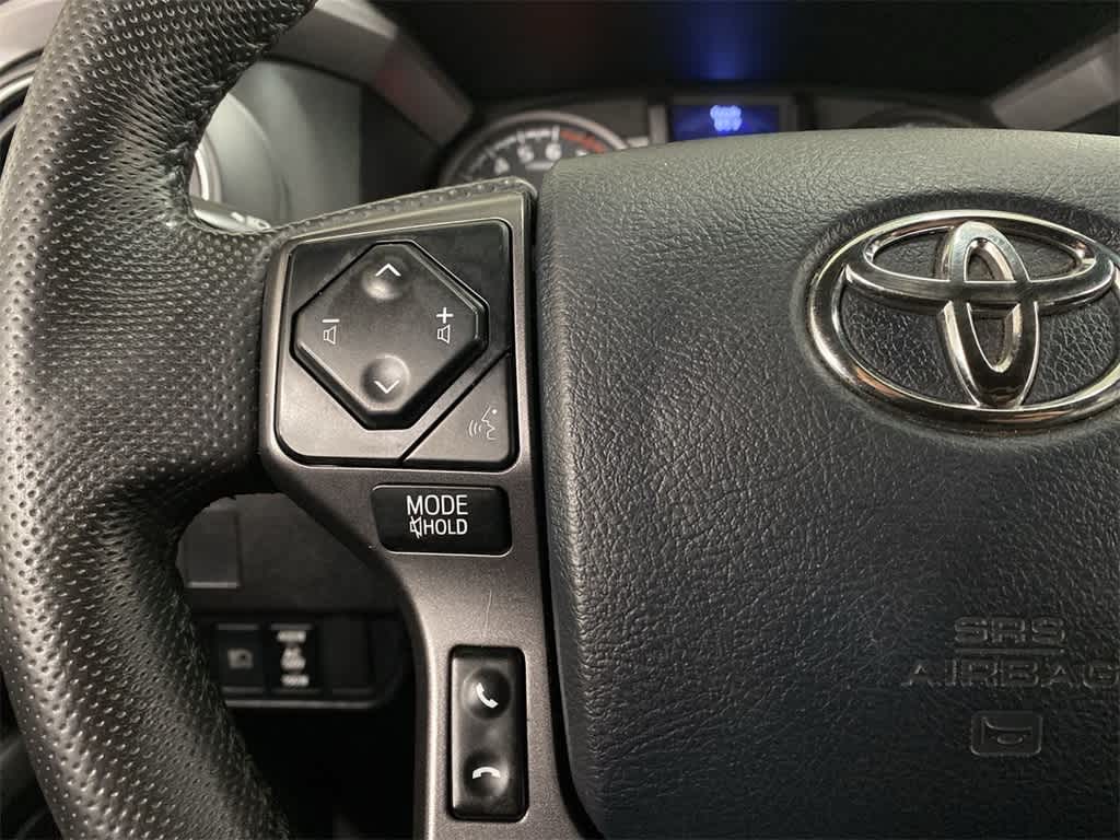 Thumbnail: 2020 Toyota Tacoma - 20