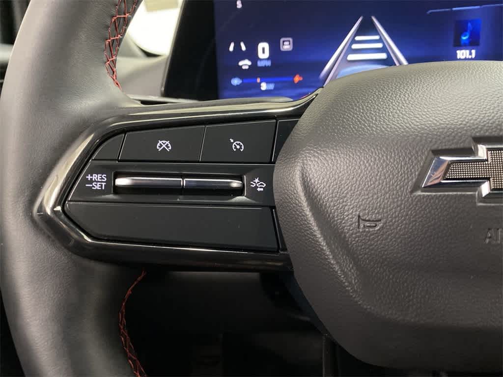 Thumbnail: 2024 Chevrolet Blazer EV - 22