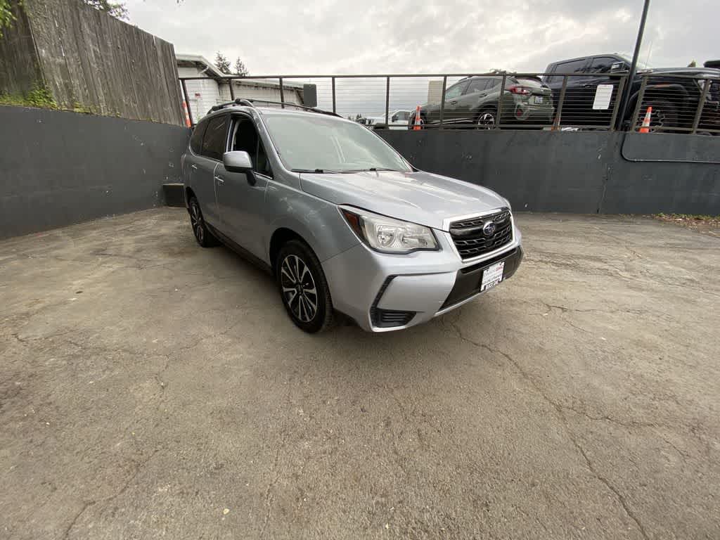 Thumbnail: 2017 Subaru Forester - 8