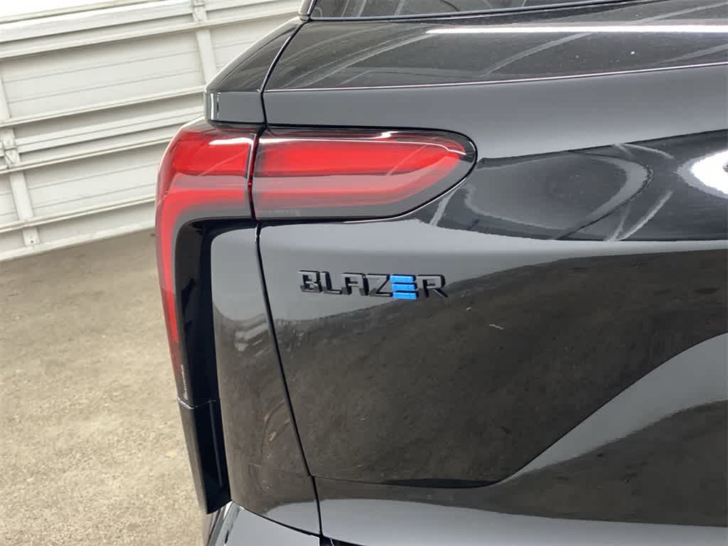 Thumbnail: 2024 Chevrolet Blazer EV - 10