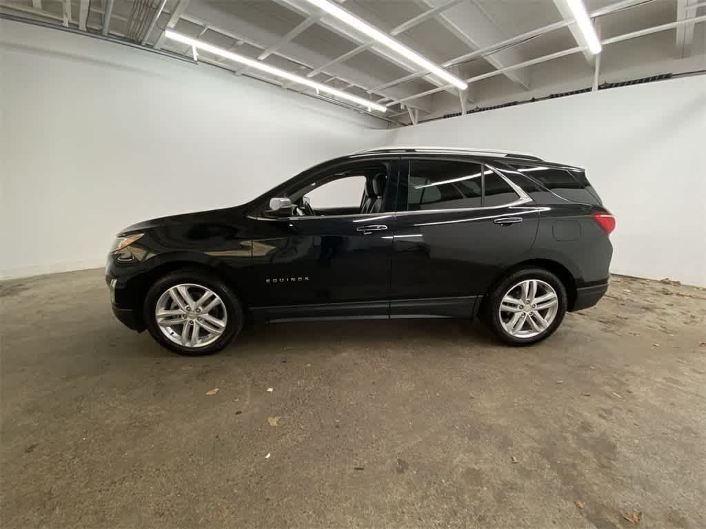 Thumbnail: 2020 Chevrolet Equinox - 3