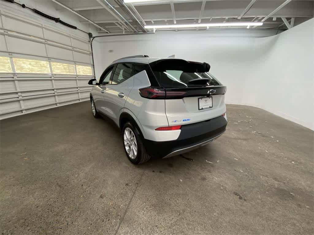 Thumbnail: 2023 Chevrolet Bolt EUV - 4