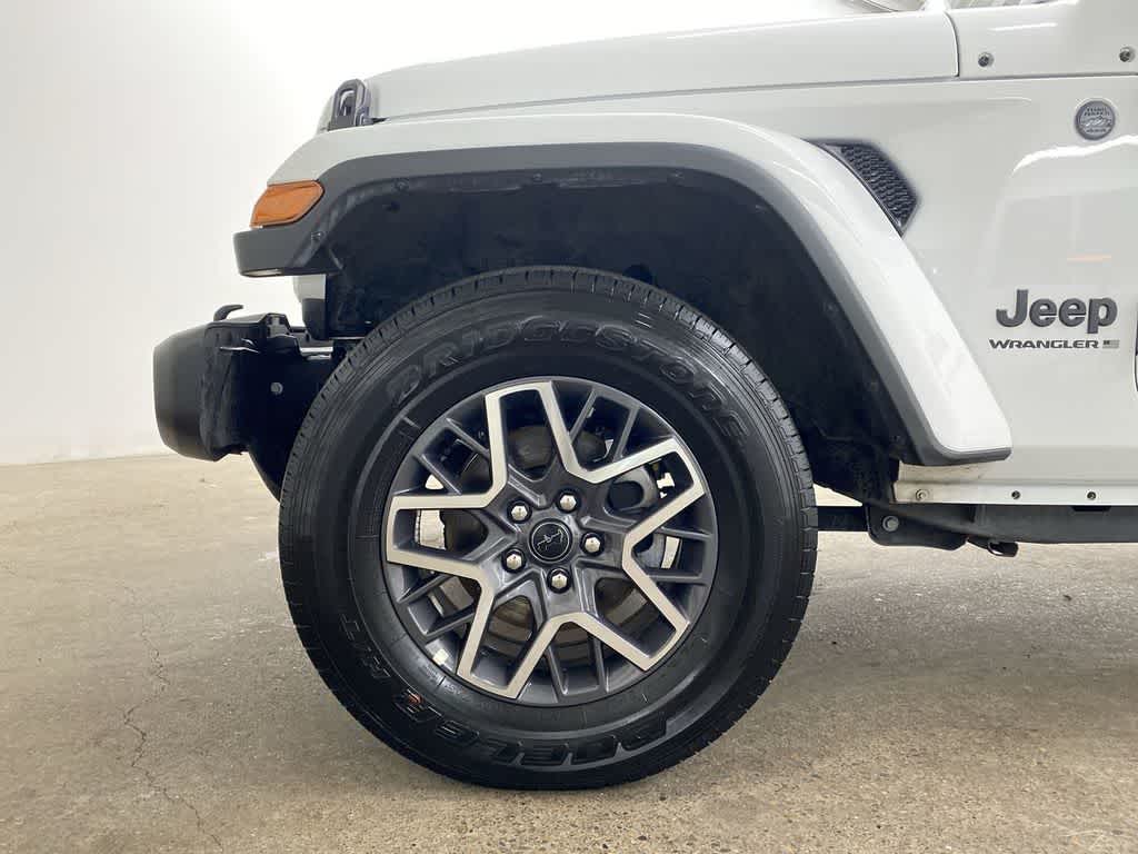 Thumbnail: 2025 Jeep Wrangler - 11