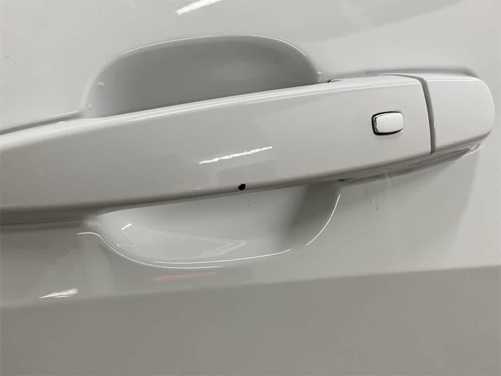 Thumbnail: 2023 Chevrolet Malibu - 37