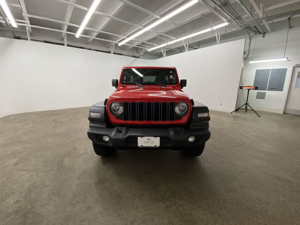 Thumbnail: 2025 Jeep Wrangler - 9