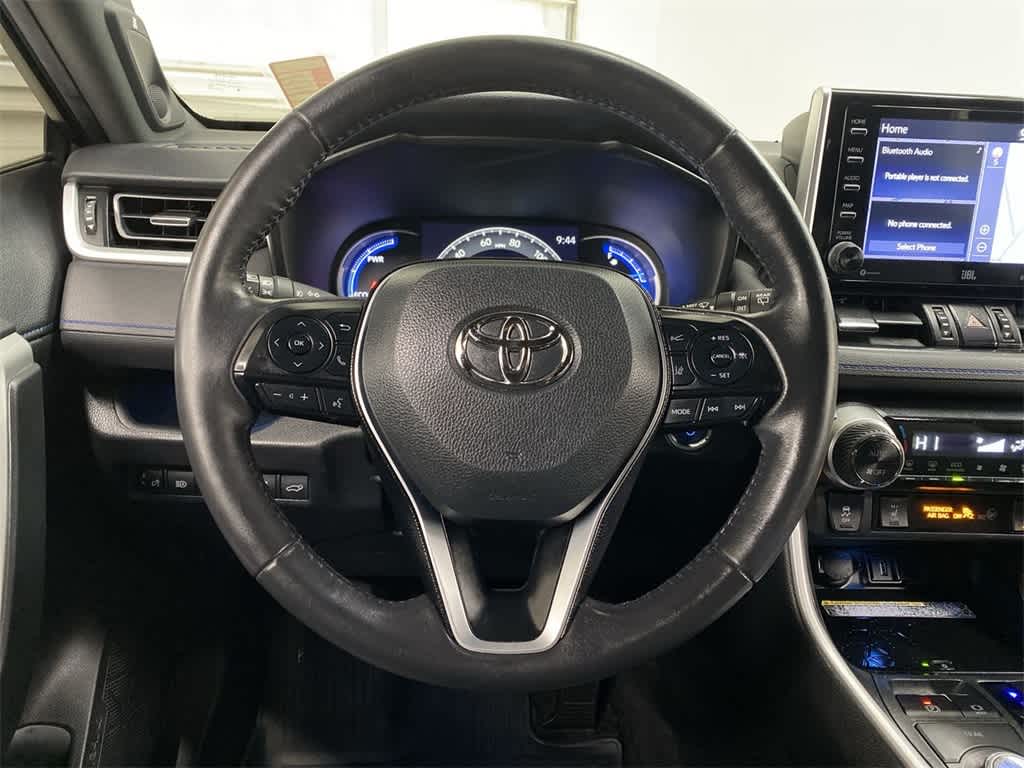 Thumbnail: 2020 Toyota RAV4 - 20