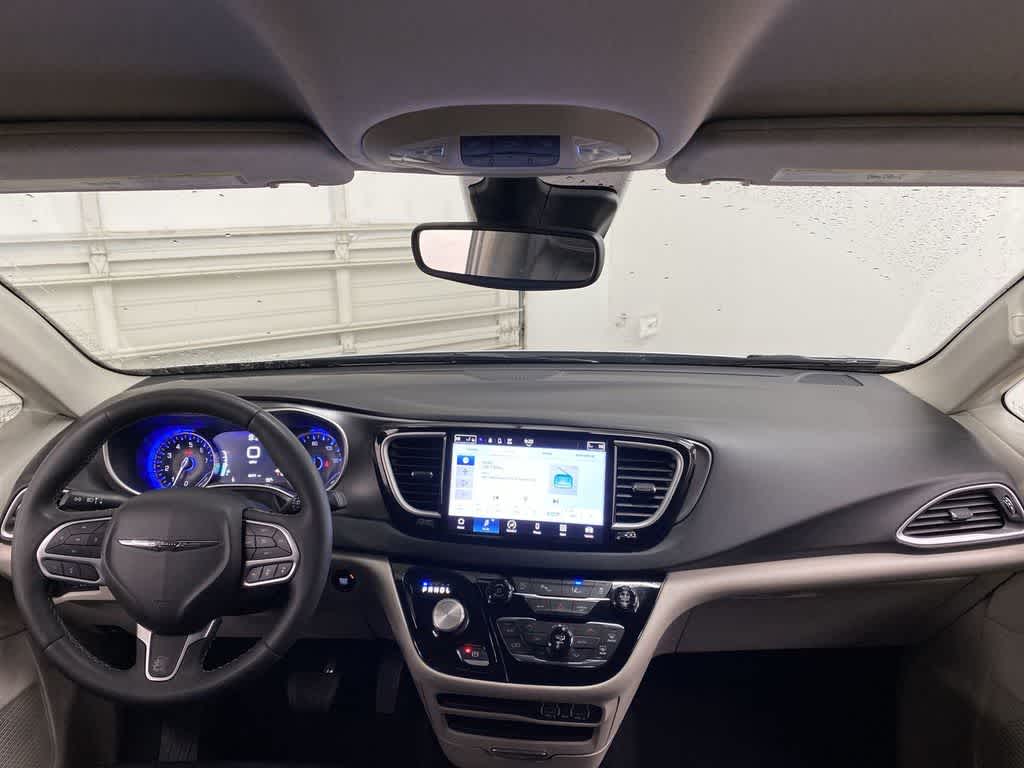 Thumbnail: 2024 Chrysler Pacifica - 12