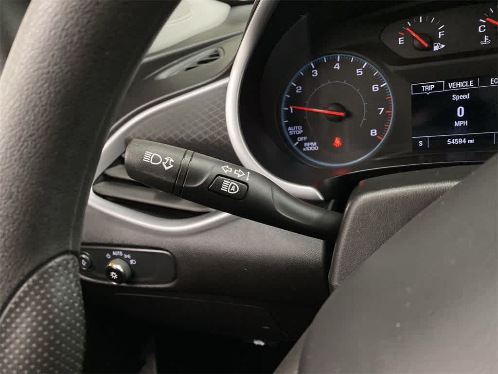 Thumbnail: 2023 Chevrolet Malibu - 23