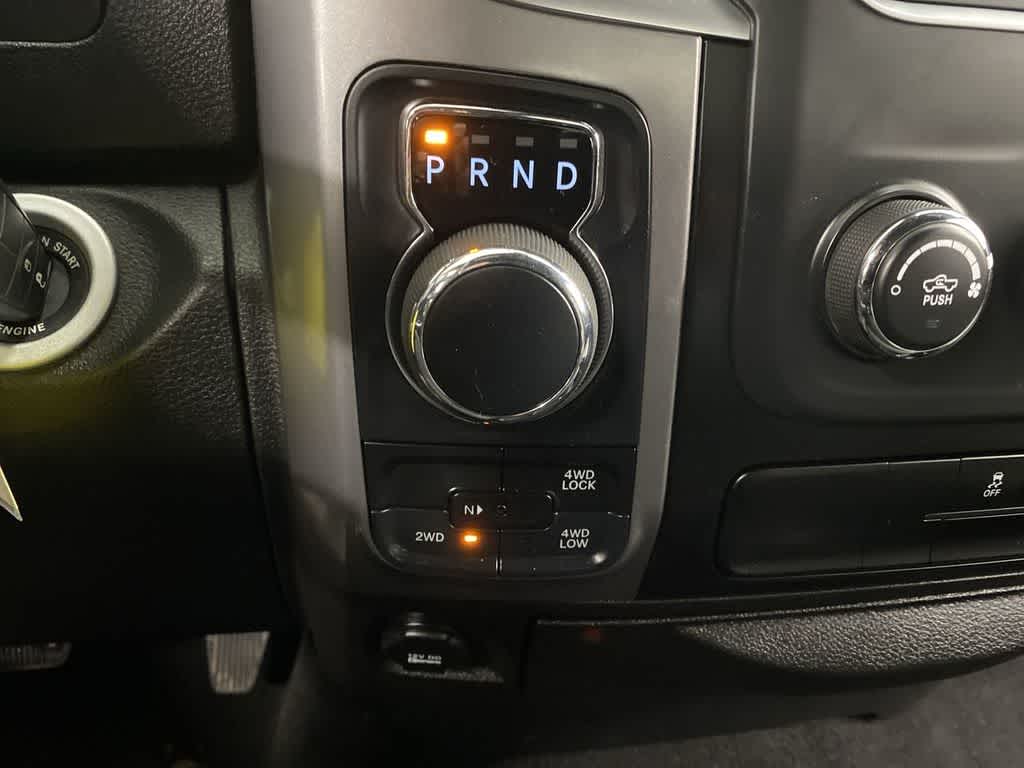 Thumbnail: 2024 RAM 1500 Classic - 25