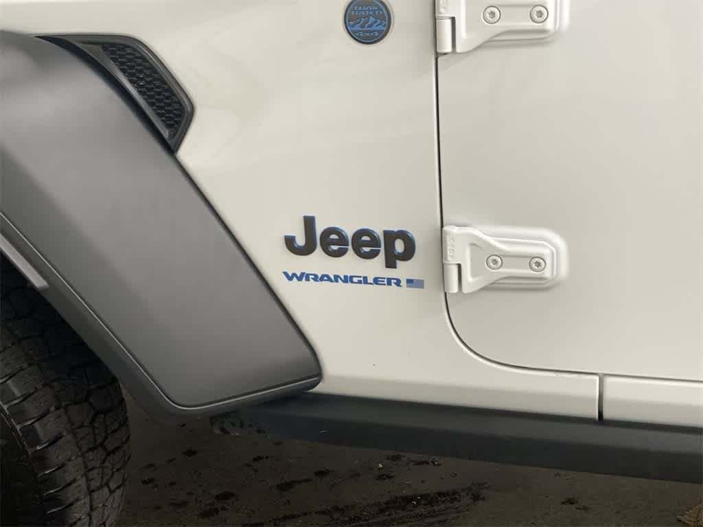 Thumbnail: 2023 Jeep Wrangler - 10