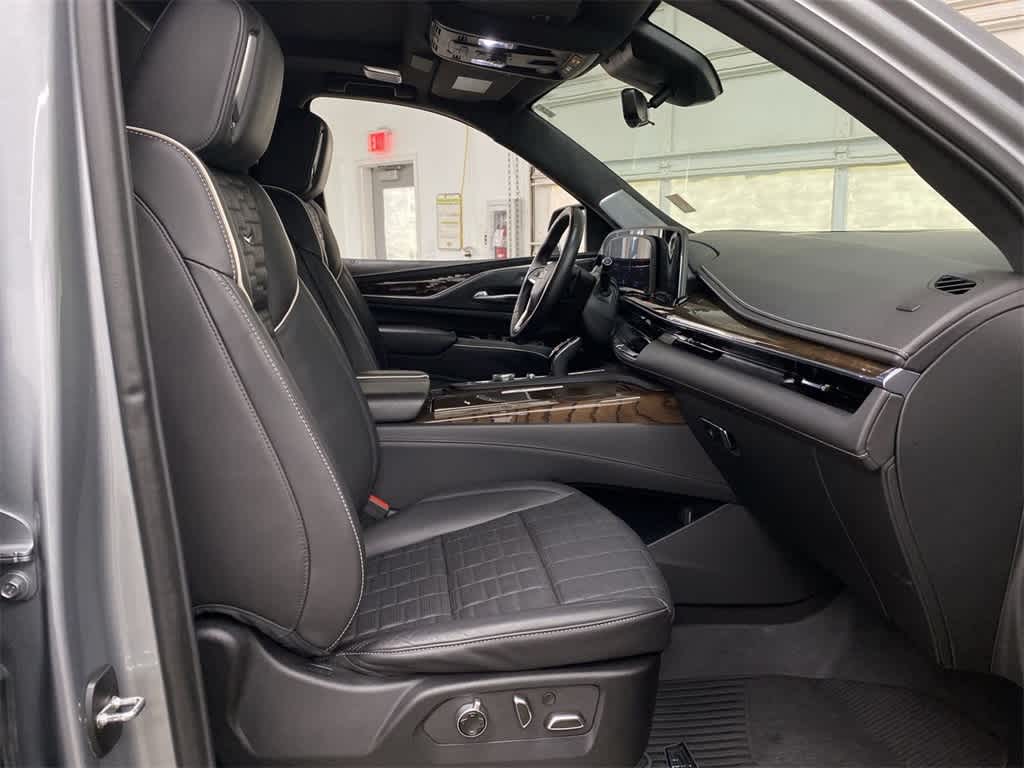 Thumbnail: 2024 Cadillac Escalade - 19