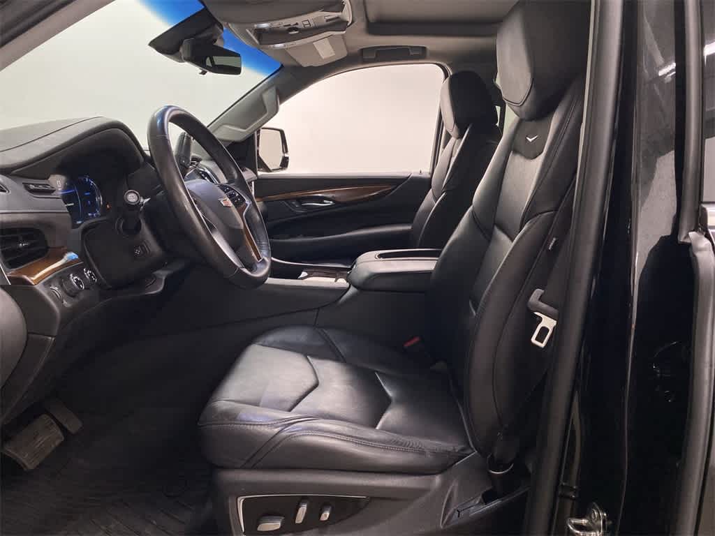 Thumbnail: 2019 Cadillac Escalade - 14