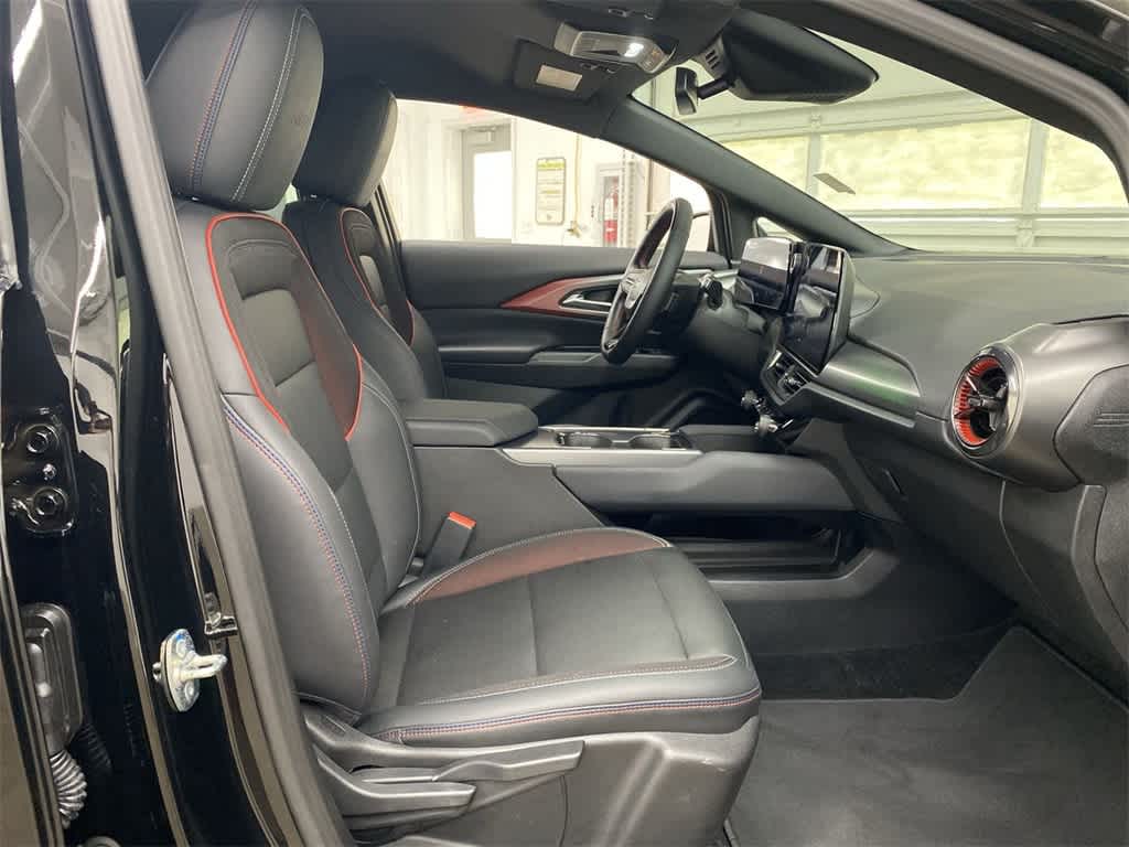 Thumbnail: 2024 Chevrolet Equinox - 20