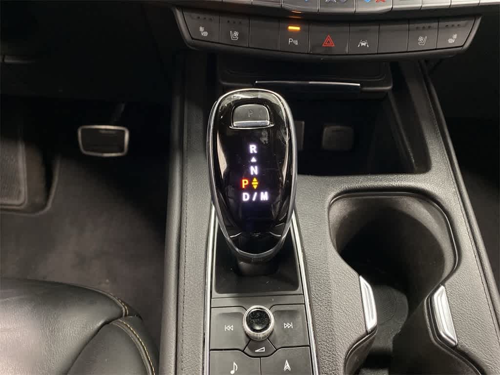 Thumbnail: 2021 Cadillac XT4 - 24