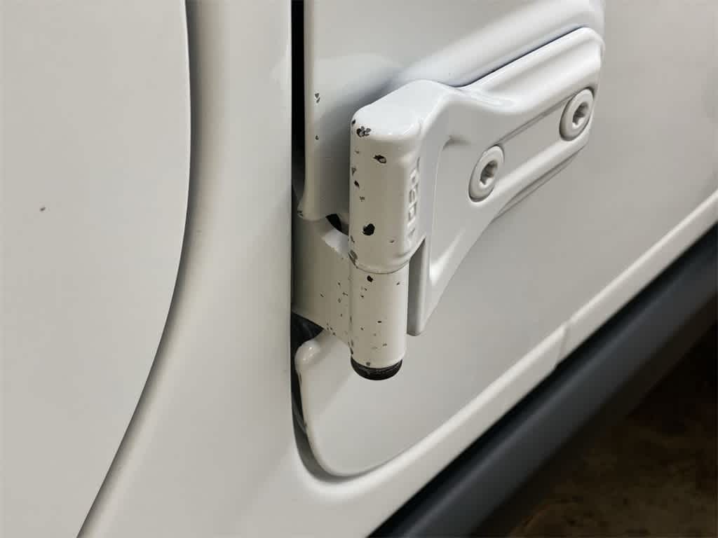 Thumbnail: 2024 Jeep Wrangler - 38