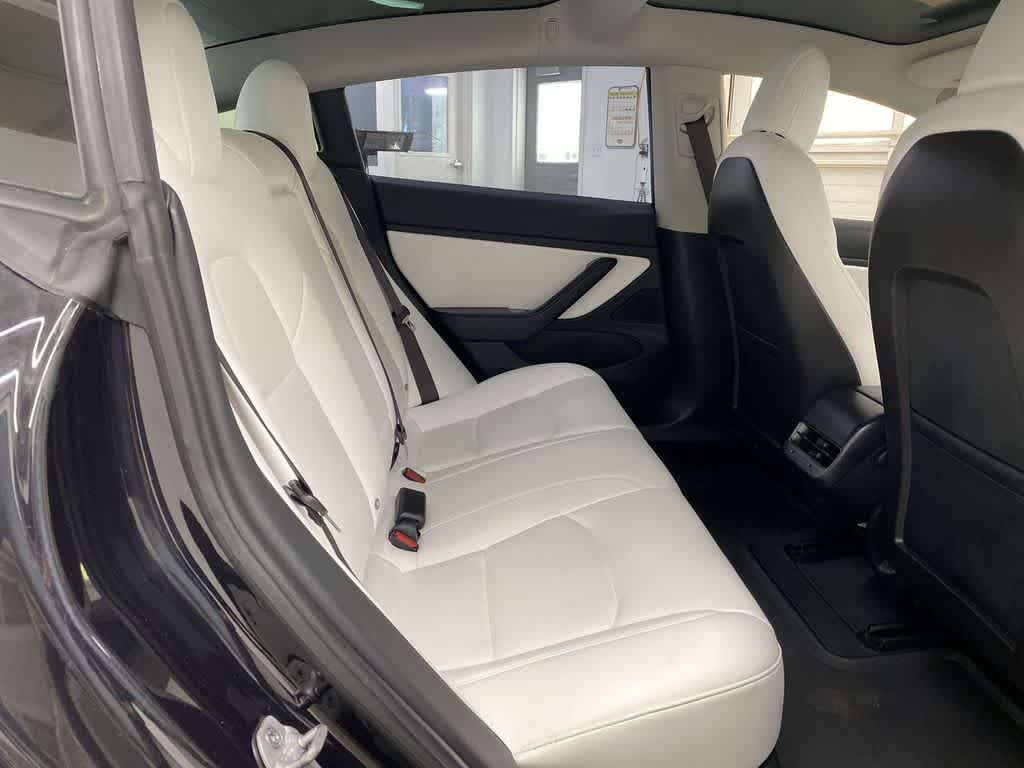 Thumbnail: 2018 Tesla Model 3 - 16