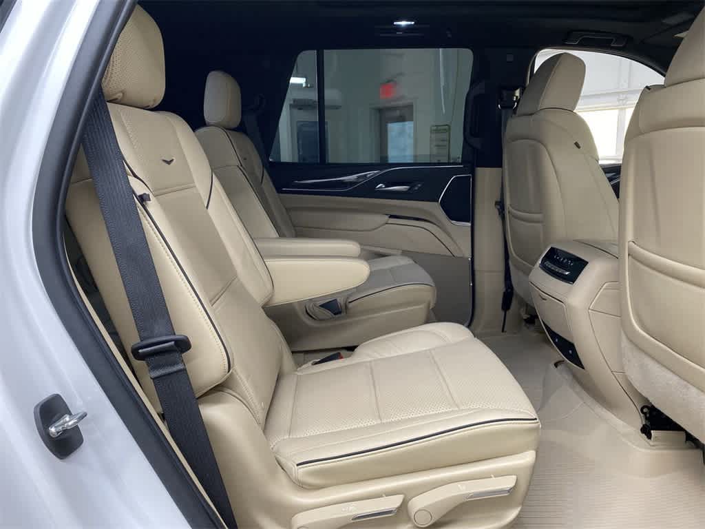 Thumbnail: 2023 Cadillac Escalade - 19