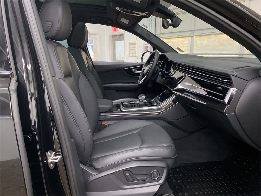 Thumbnail: 2023 Audi Q7 - 18