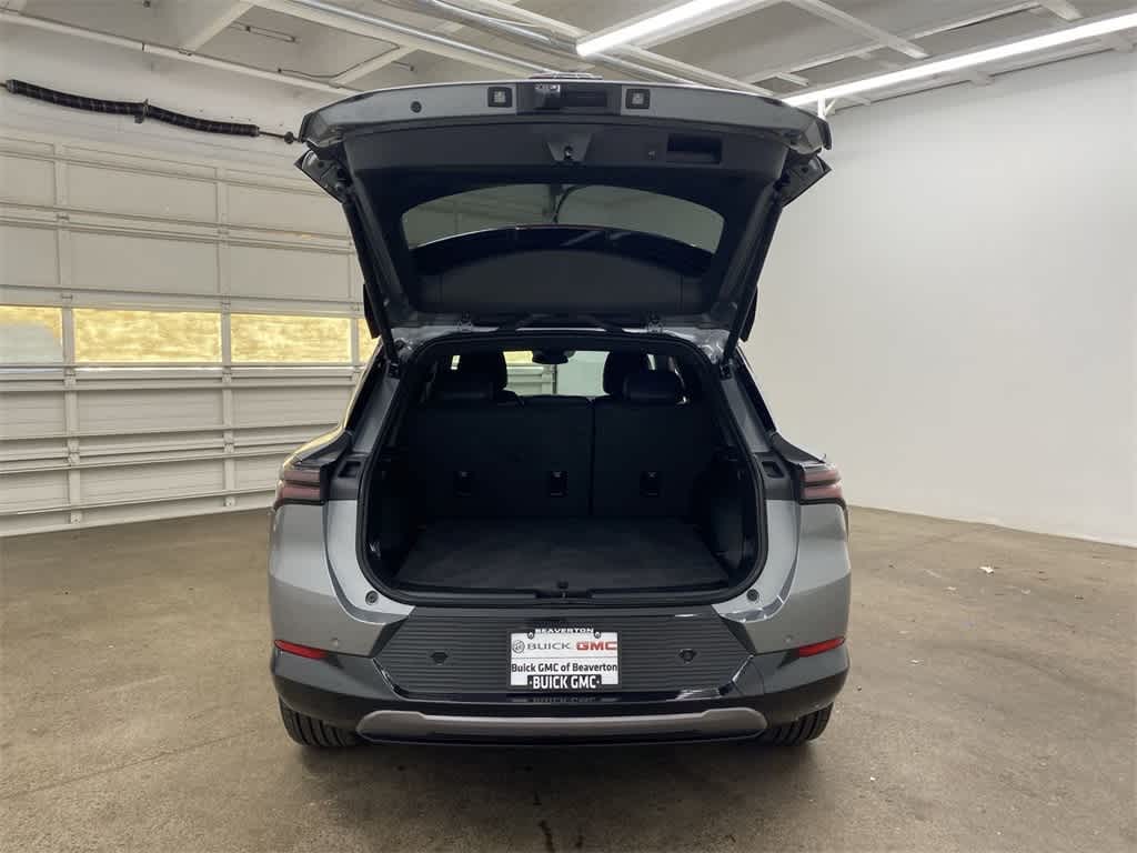 Thumbnail: 2024 Chevrolet Equinox - 28